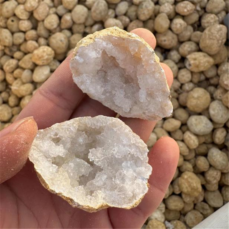 1000g 未開封天然瑪瑙ジオードクリスタル ミネラルエネル - Geode Crystal Break のレビューと価格